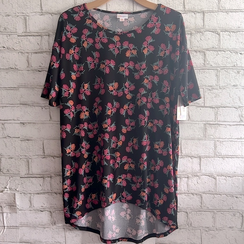 NEW! Short Sleeve Oversized Floral LuLaRoe Irma size XS